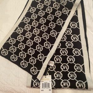 Michael Kors Scarf brand new with tags